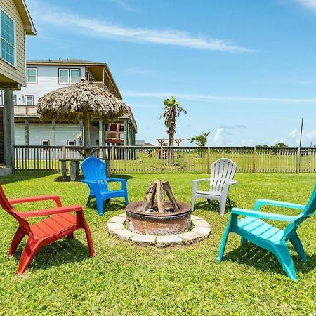 Classy Home With Backyard Oasis Hot Tub And 2 Shaded Decks Galveston Exterior photo